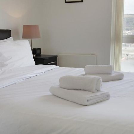 Marina Villas, Trawler Road, Marina Swansea Dış mekan fotoğraf